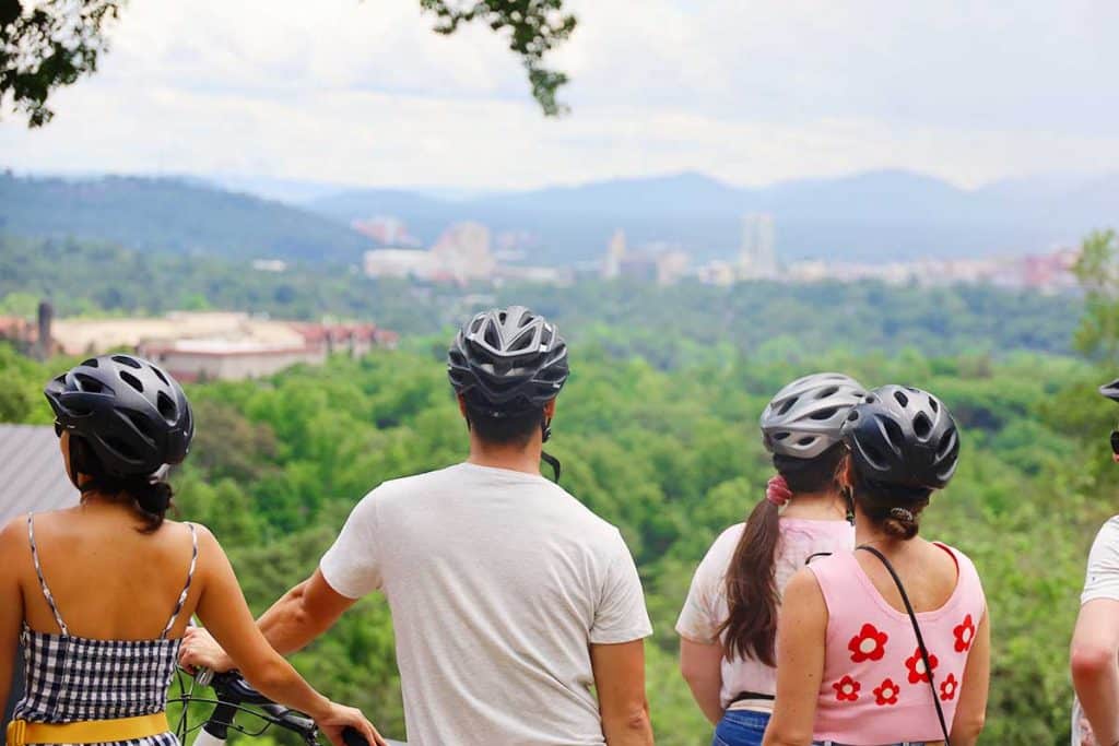 asheville tubing brewery tour